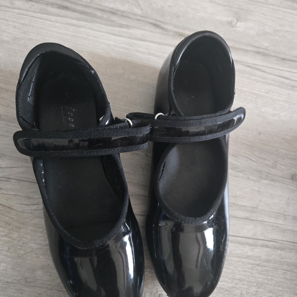 Freestyle Tap Shoes - Picture 2 of 6
